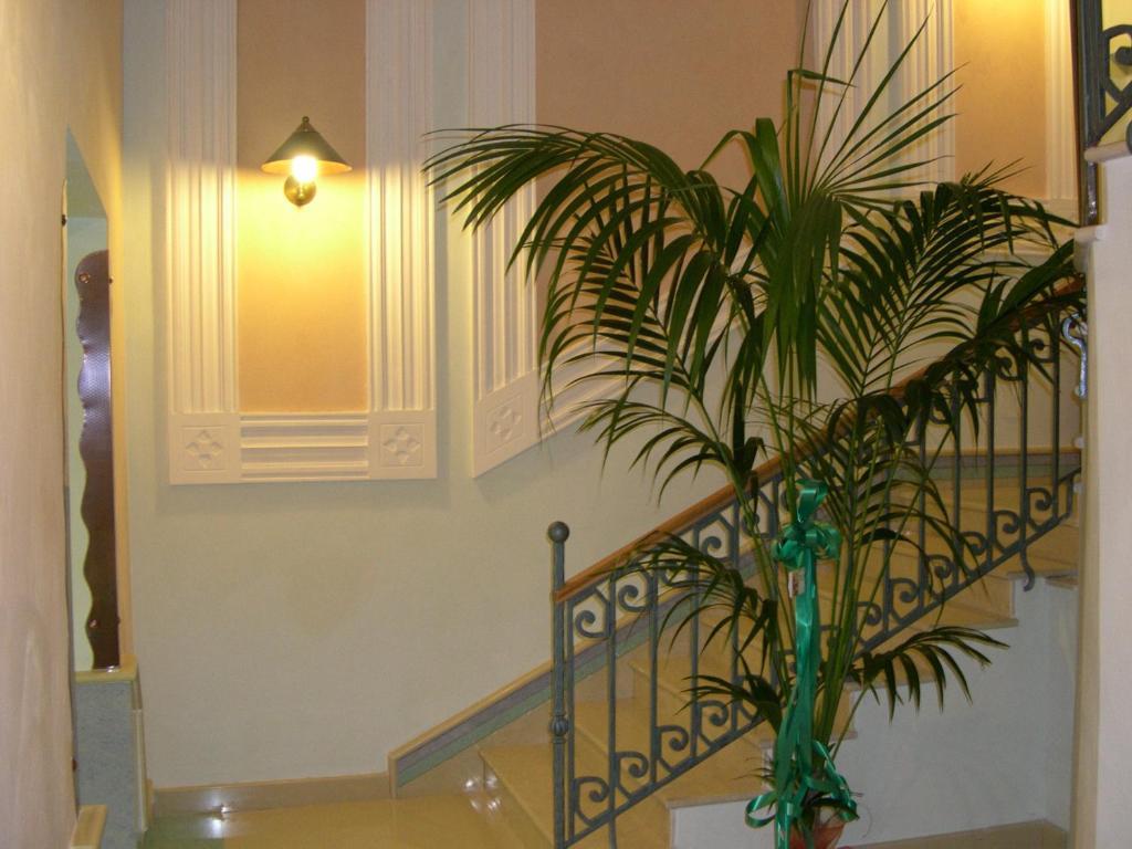 Hotel Eden Неаполь Екстер'єр фото